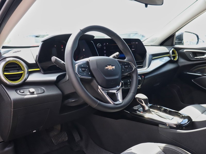 2025 Chevrolet Trax FWD 4dr LT