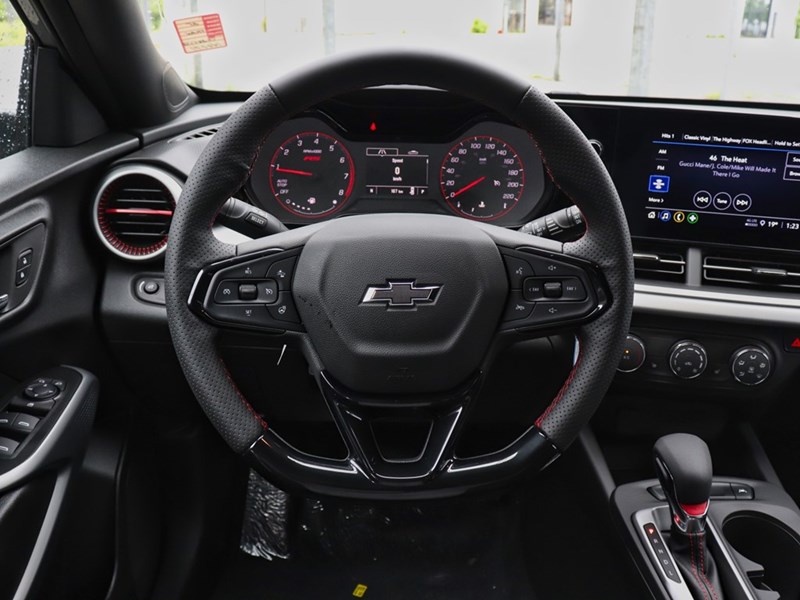 2025 Chevrolet Trax FWD 4dr 1RS