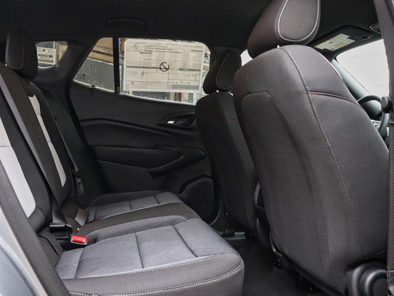 2025 Chevrolet Trax FWD 4dr 1RS