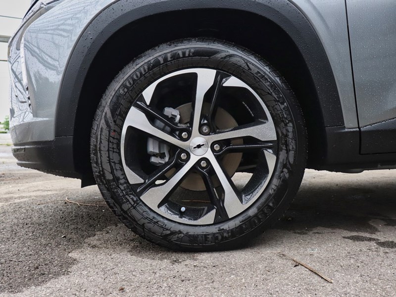 2025 Chevrolet Trax FWD 4dr 1RS