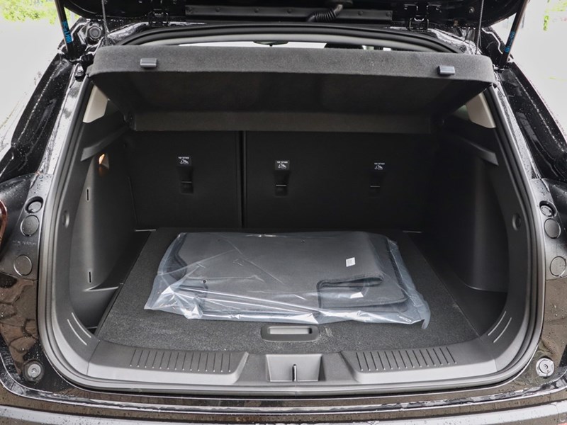 2025 Chevrolet Trax FWD 4dr LT