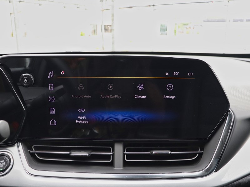 2025 Chevrolet Trax FWD 4dr LT