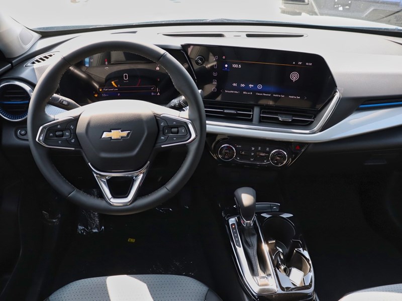 2025 Chevrolet Trax FWD 4dr LT