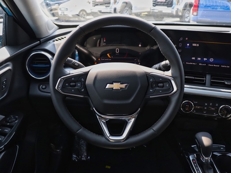 2025 Chevrolet Trax FWD 4dr LT