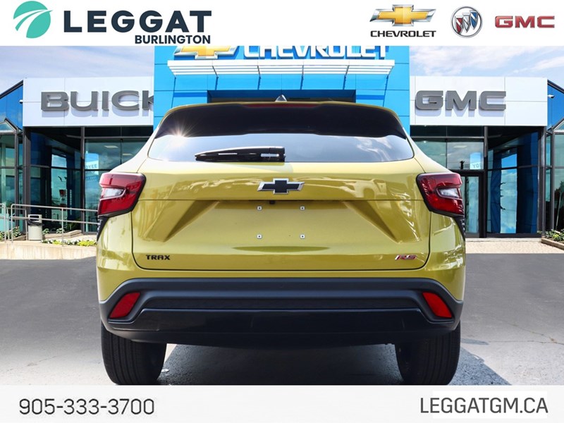2025 Chevrolet Trax FWD 4dr 1RS