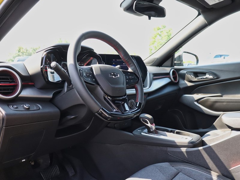 2025 Chevrolet Trax FWD 4dr 1RS