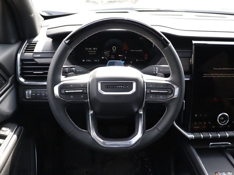 2025 GMC Acadia AWD 4dr Denali