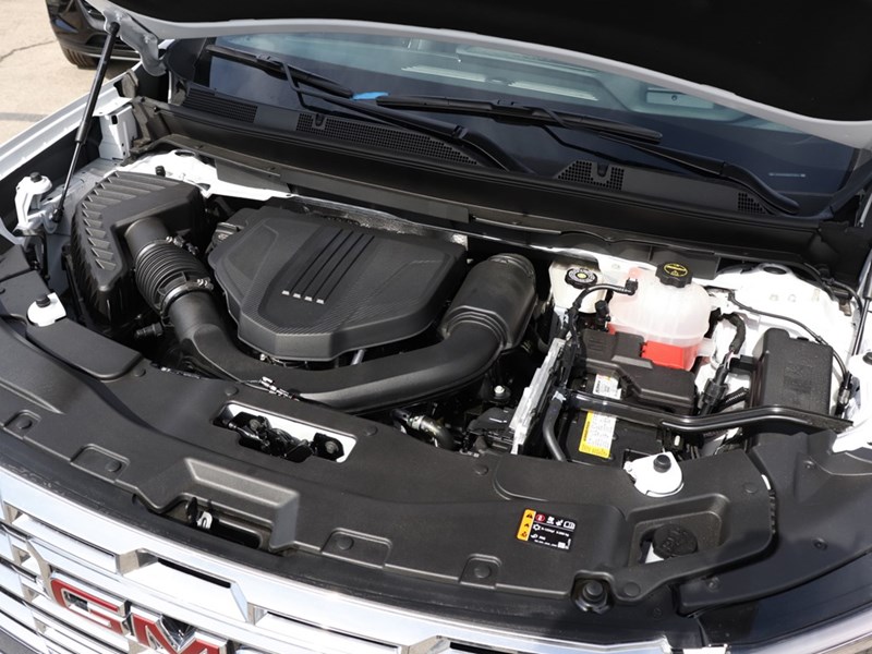2025 GMC Acadia AWD 4dr Denali
