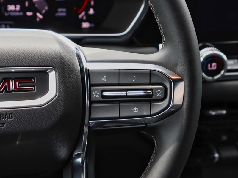 2025 GMC Canyon 4WD Crew Cab Elevation