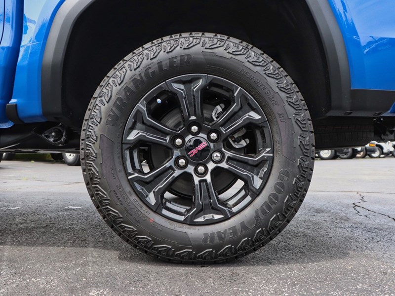2025 GMC Canyon 4WD Crew Cab Elevation