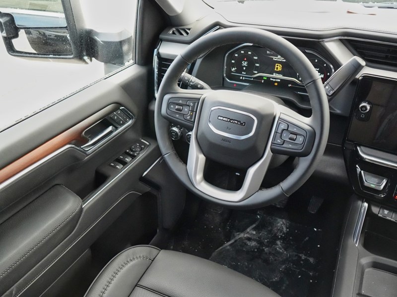 2025 GMC Sierra 2500HD 4WD Crew Cab 159