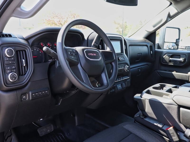 2025 GMC Sierra 3500HD 4WD Crew Cab 159