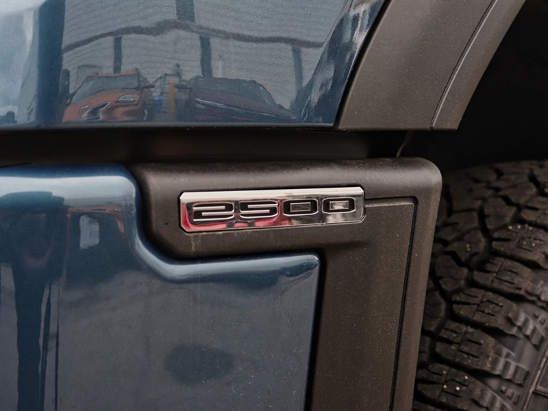 2025 GMC Sierra 2500HD 4WD Crew Cab 159