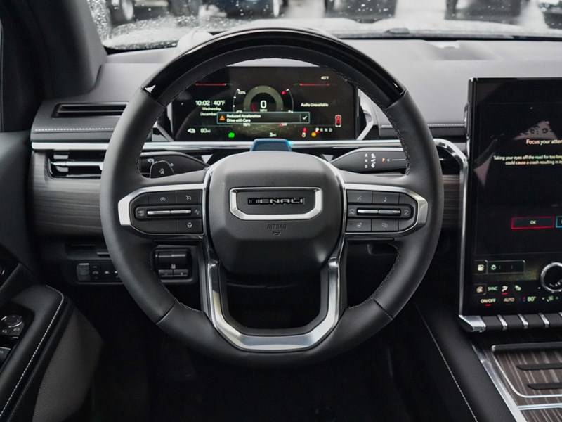 2025 GMC Sierra EV e4WD Crew Cab Extended Range Denali