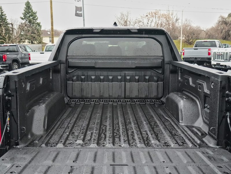 2025 GMC Sierra EV e4WD Crew Cab Extended Range Denali