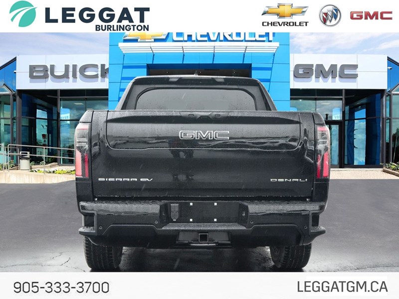 2025 GMC Sierra EV e4WD Crew Cab Extended Range Denali