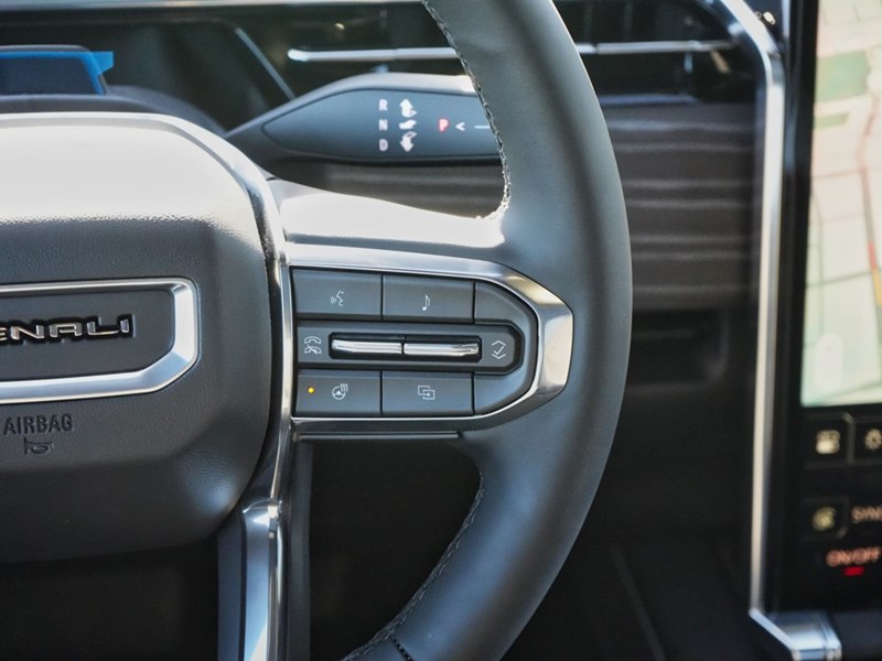 2025 GMC Sierra EV e4WD Crew Cab Extended Range Denali