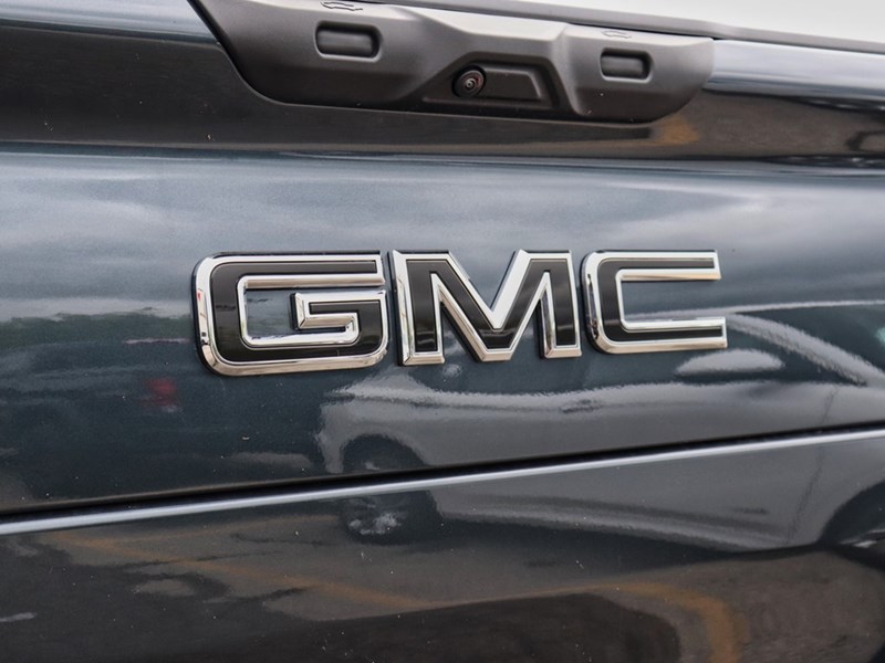 2025 GMC Sierra EV e4WD Crew Cab Extended Range Denali