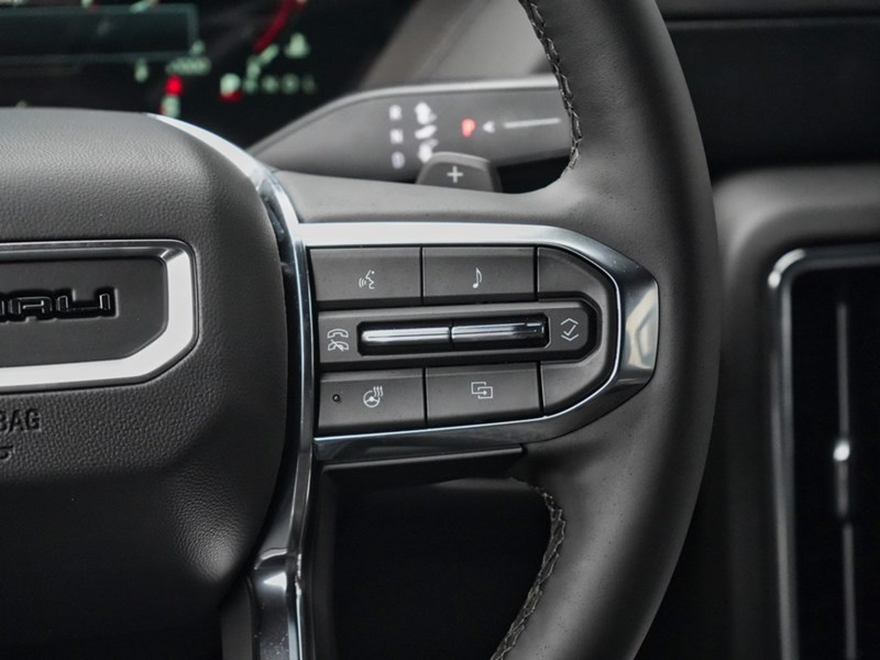 2025 GMC Yukon XL 4WD 4dr Denali