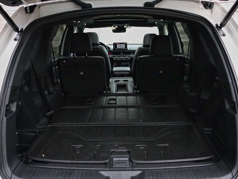 2025 Honda Pilot Black Pkg | AWD | 15000Kms | Likenew | Noclaims |