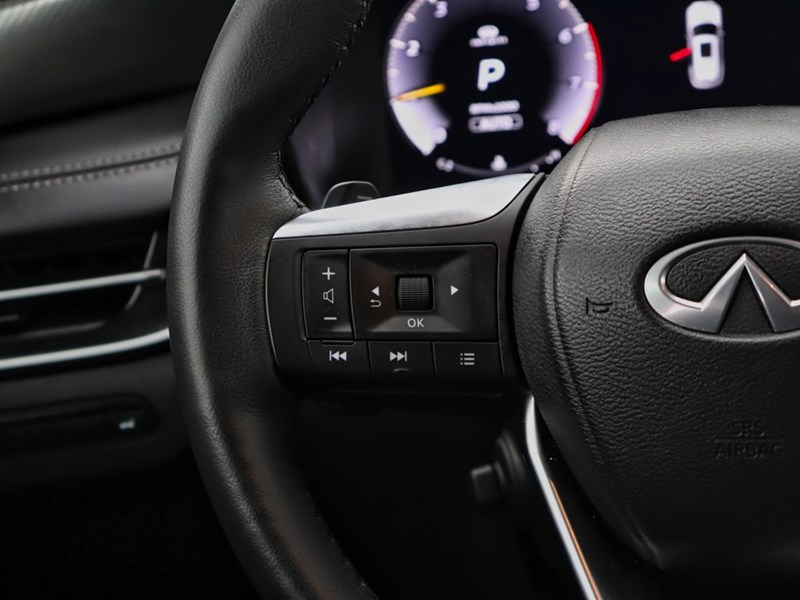 2025 INFINITI QX60 LUXE AWD