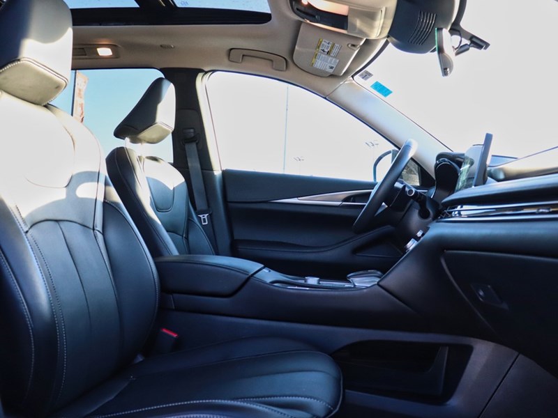 2025 INFINITI QX60 LUXE AWD
