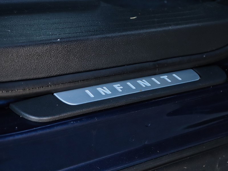 2025 INFINITI QX60 LUXE AWD