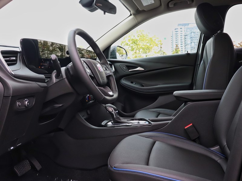 2026 Buick Encore GX AWD 4dr Sport Touring