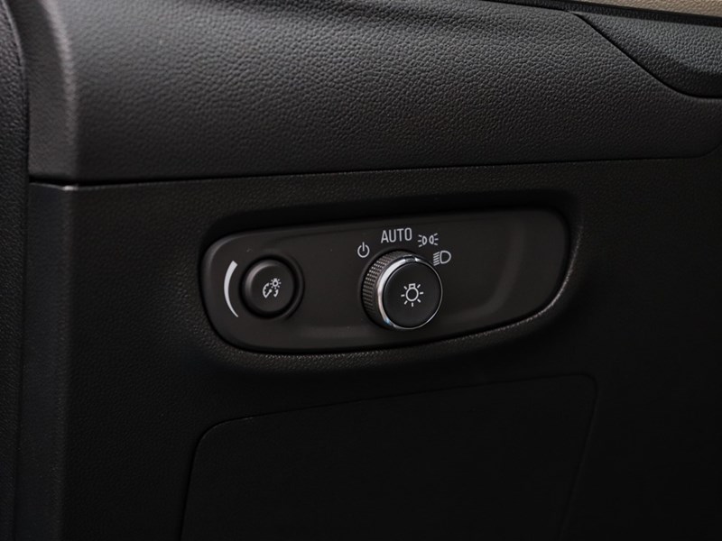 2026 Buick Encore GX AWD 4dr Sport Touring