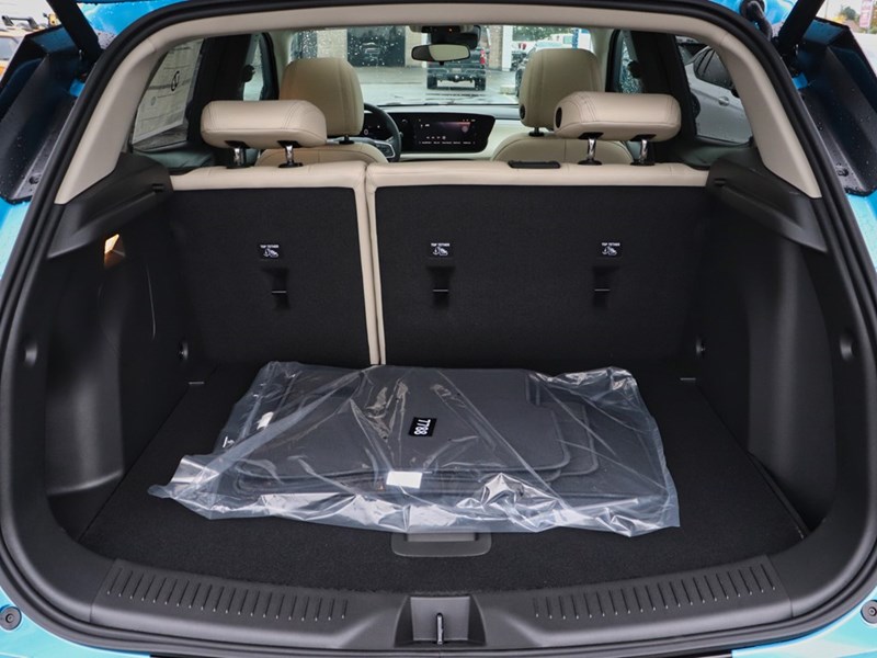 2026 Buick Encore GX AWD 4dr Sport Touring