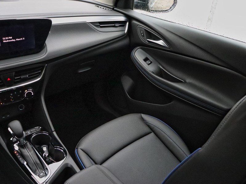 2026 Buick Encore Gx AWD 4Dr Sport Touring