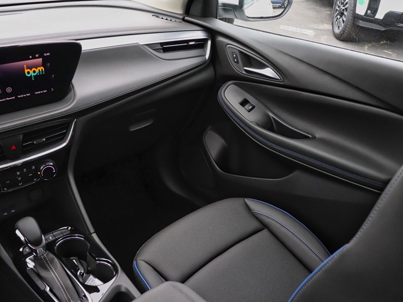 2026 Buick Encore GX AWD 4dr Sport Touring