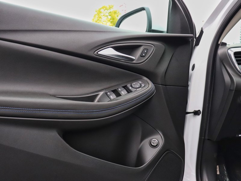 2026 Buick Encore GX AWD 4dr Sport Touring