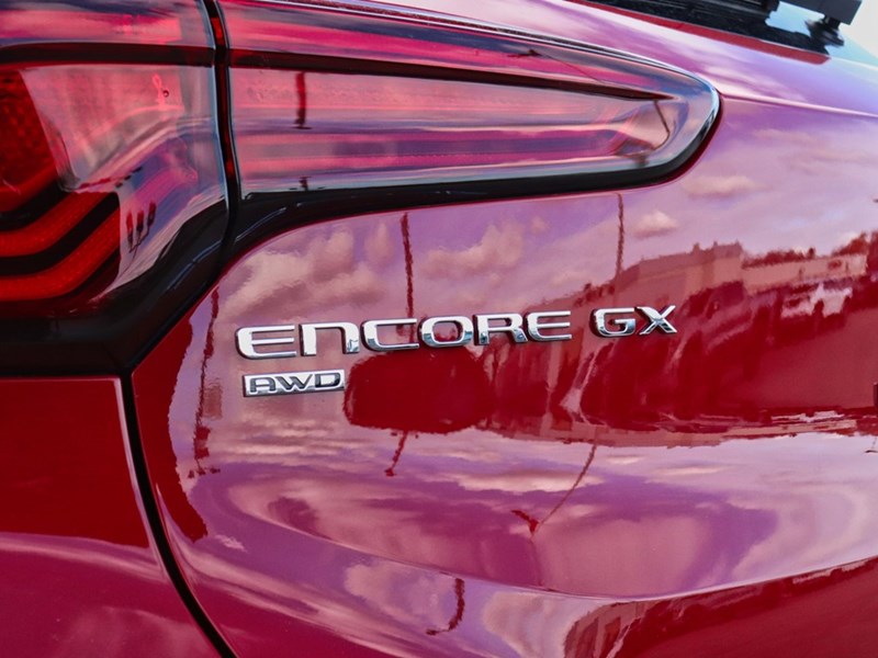 2026 Buick Encore GX AWD 4dr Sport Touring