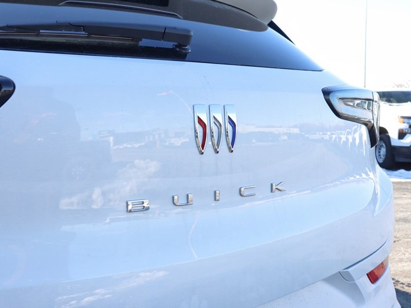 2026 Buick Encore GX AWD 4dr Avenir