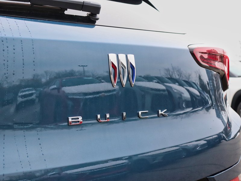 2026 Buick Encore GX AWD 4dr Sport Touring