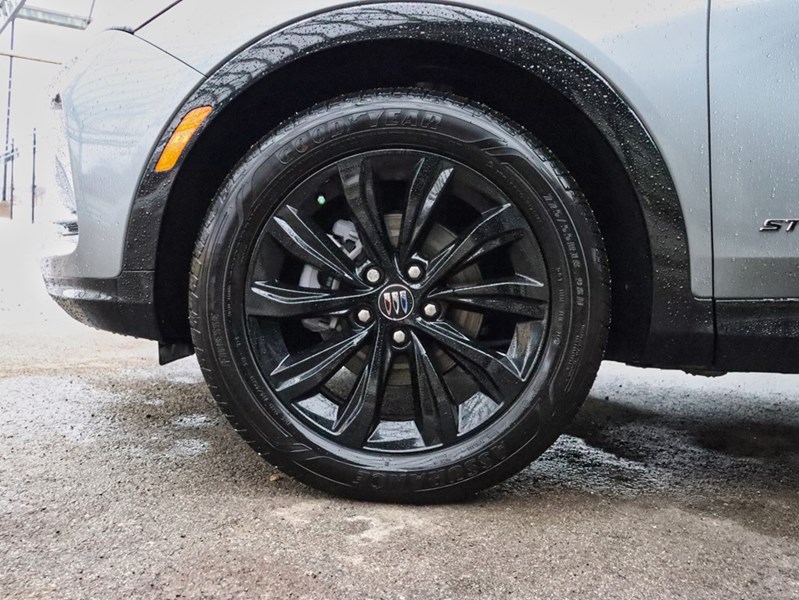 2026 Buick Envista FWD 4Dr Sport Touring