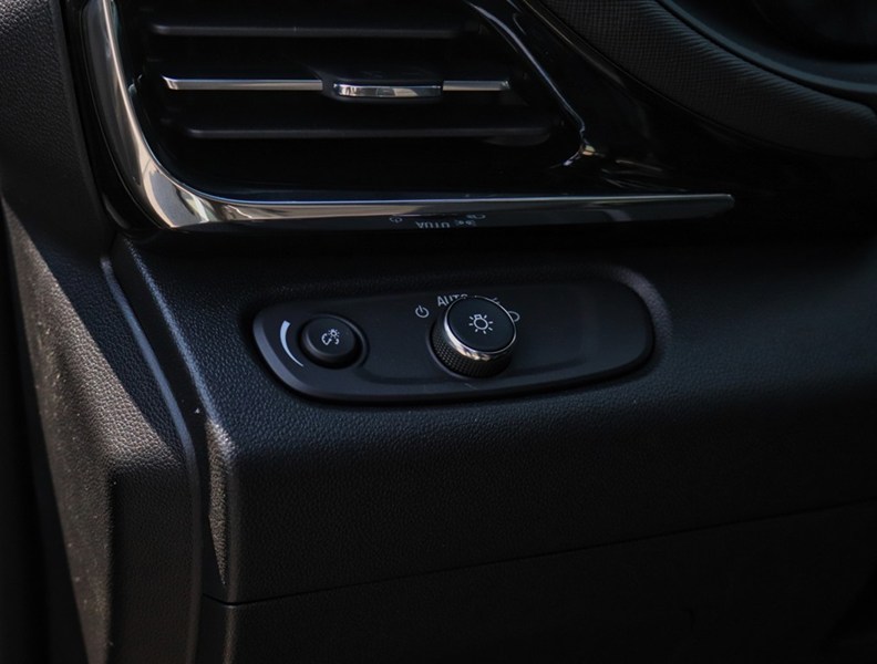 2026 Buick Envista FWD 4Dr Sport Touring
