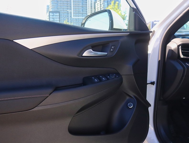 2026 Buick Envista FWD 4Dr Avenir