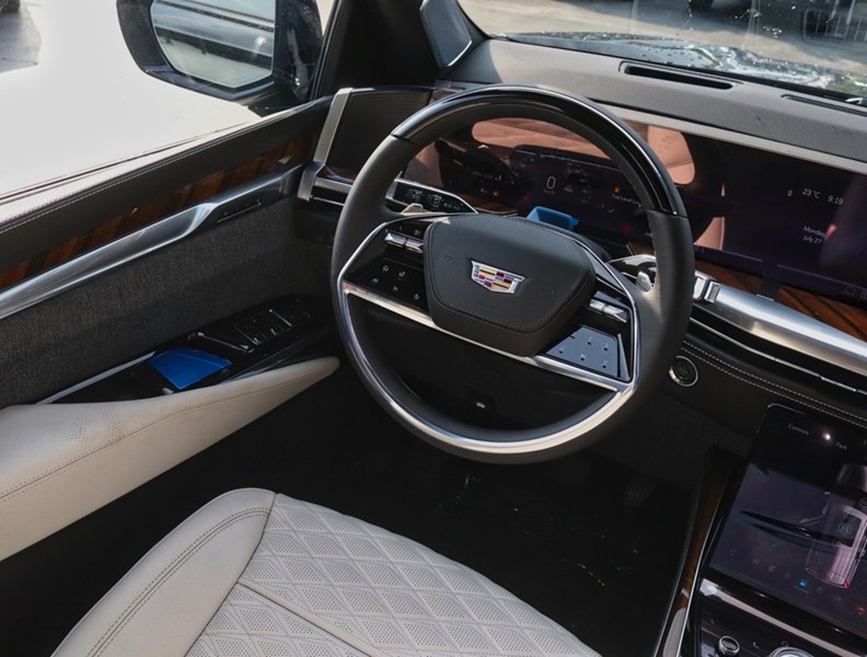 2026 Cadillac Escalade 4WD 4Dr Platinum Sport