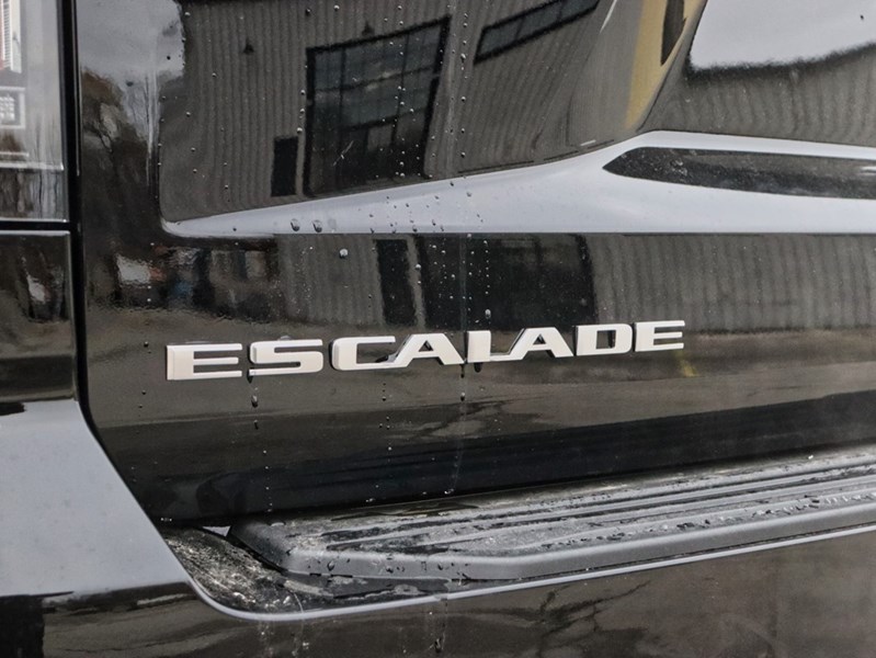 2026 Cadillac Escalade Esv 4WD 4Dr Luxury