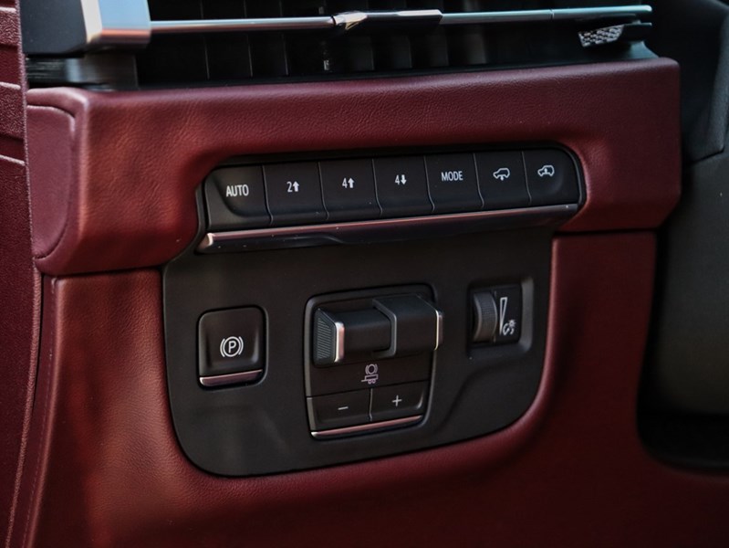 2026 Cadillac Escalade Esv 4WD 4Dr Luxury