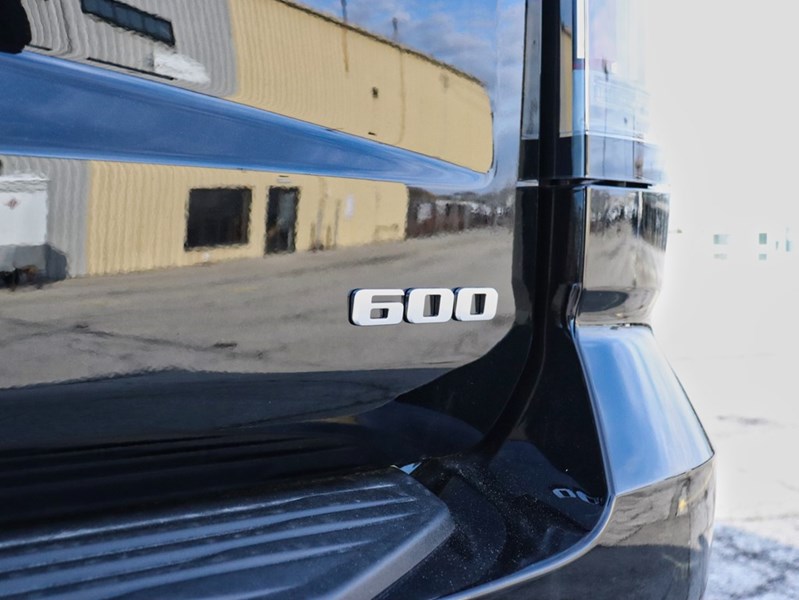 2026 Cadillac Escalade Esv 4WD 4Dr Luxury