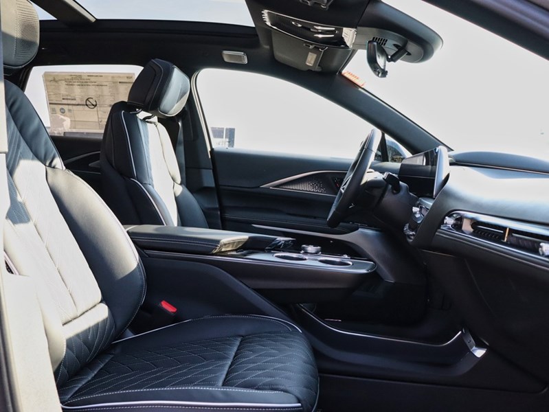 2026 Cadillac Lyriq 4Dr Lyriq-V Premium