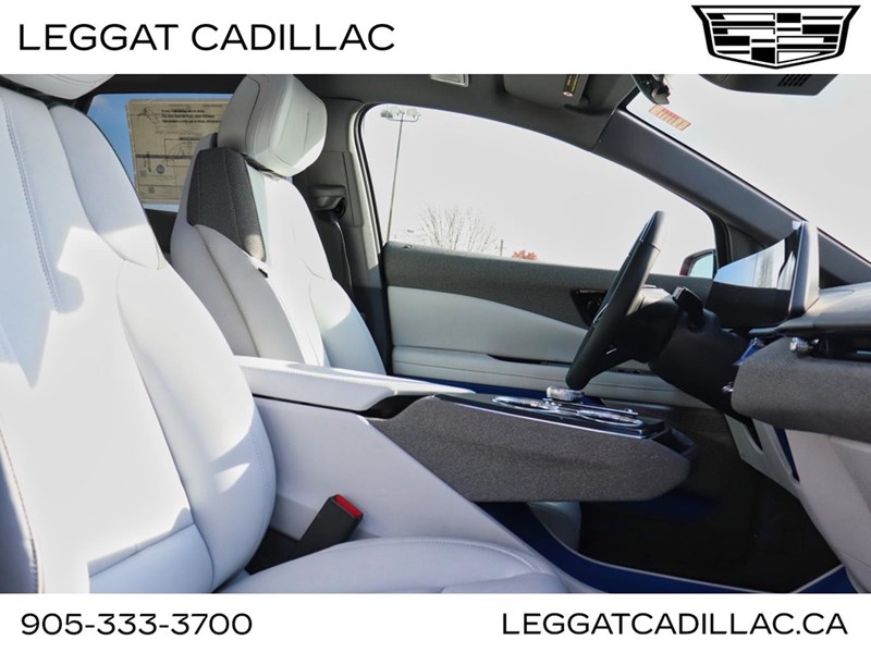 2026 Cadillac OPTIQ 4dr Sport