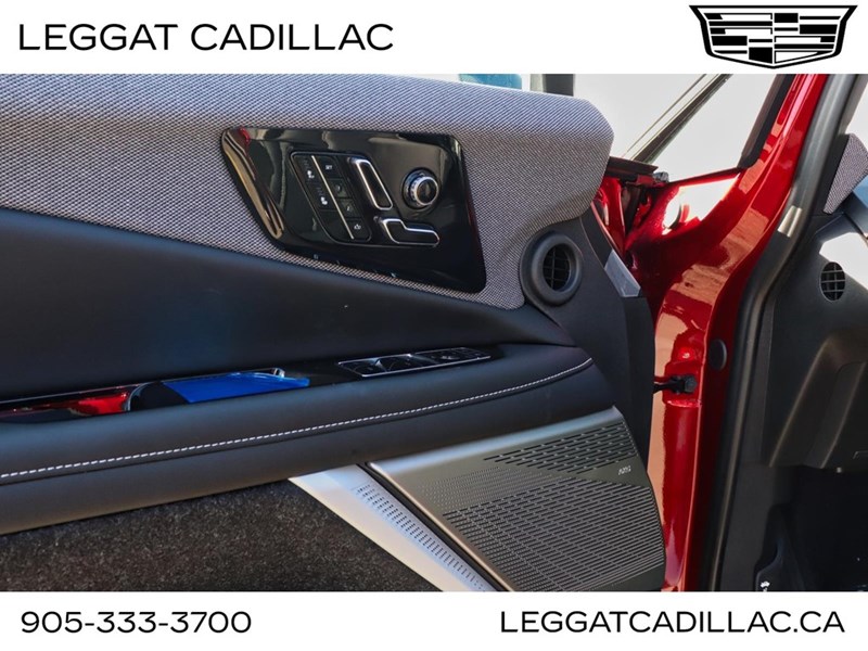 2026 Cadillac OPTIQ 4dr Sport