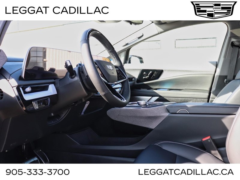 2026 Cadillac OPTIQ 4dr Sport