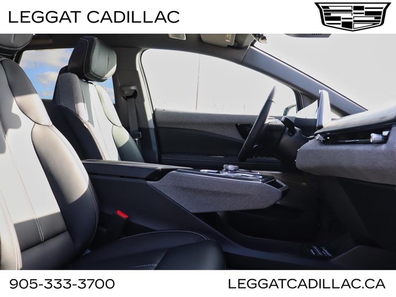 2026 Cadillac OPTIQ 4dr Sport