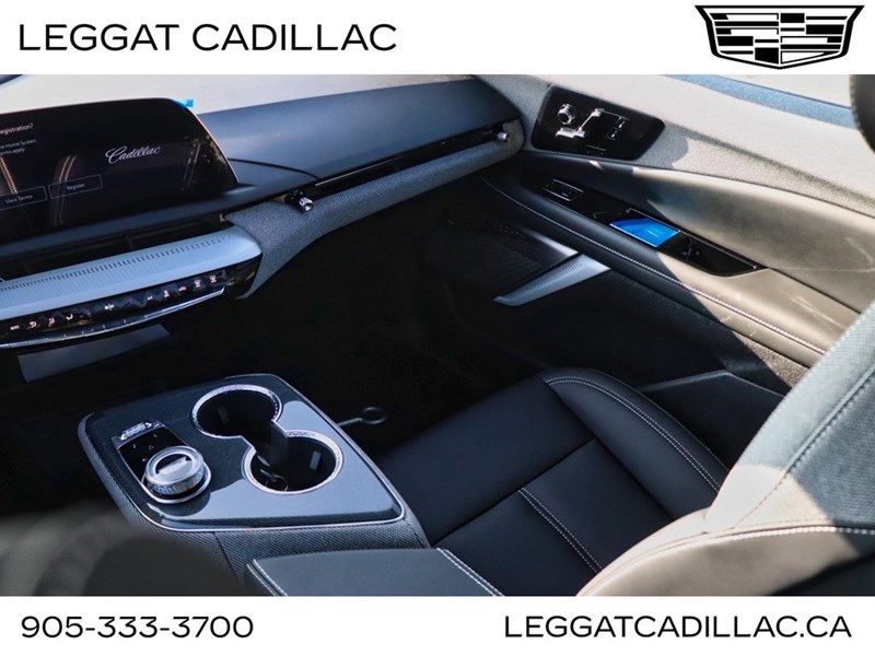 2026 Cadillac OPTIQ 4dr Sport