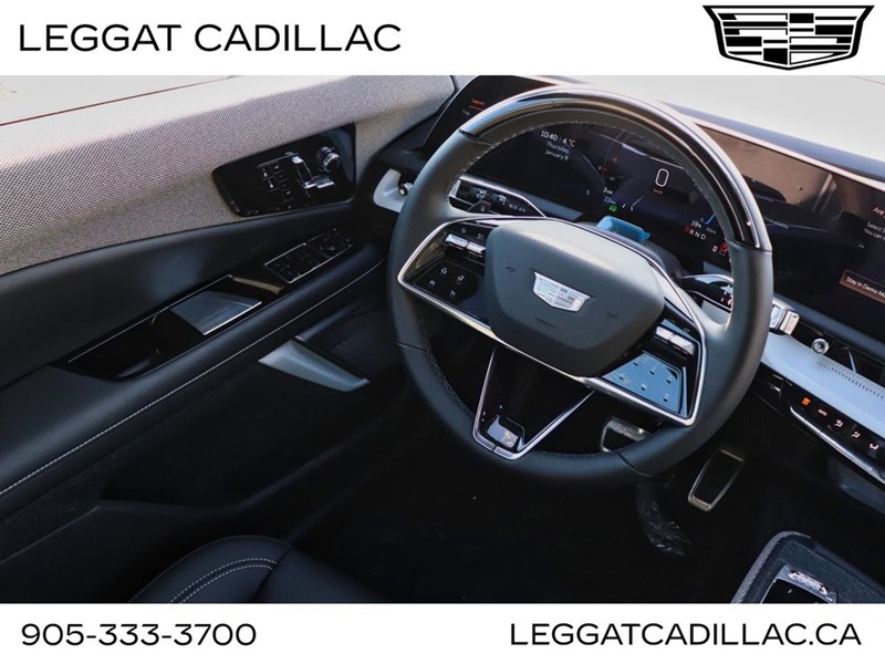 2026 Cadillac OPTIQ 4dr Luxury